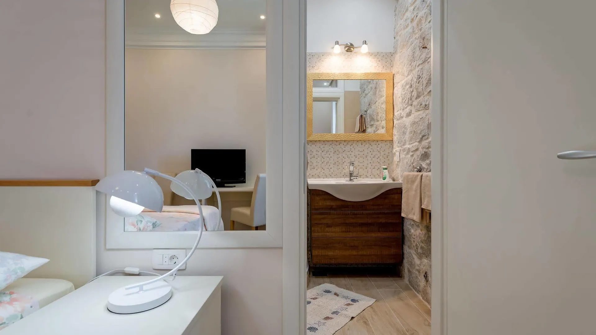 *** מלון Bouganvillea Split Apartments קרואטיה