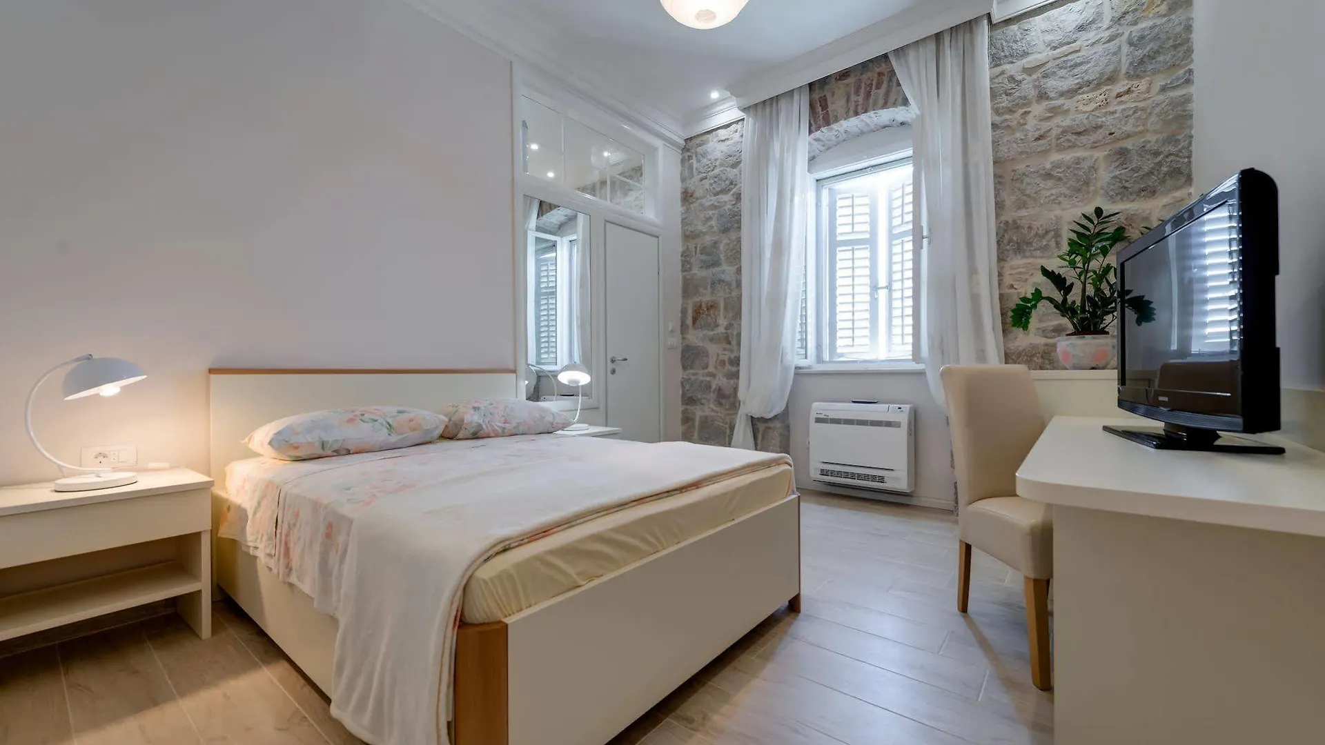 Bouganvillea Split Apartments