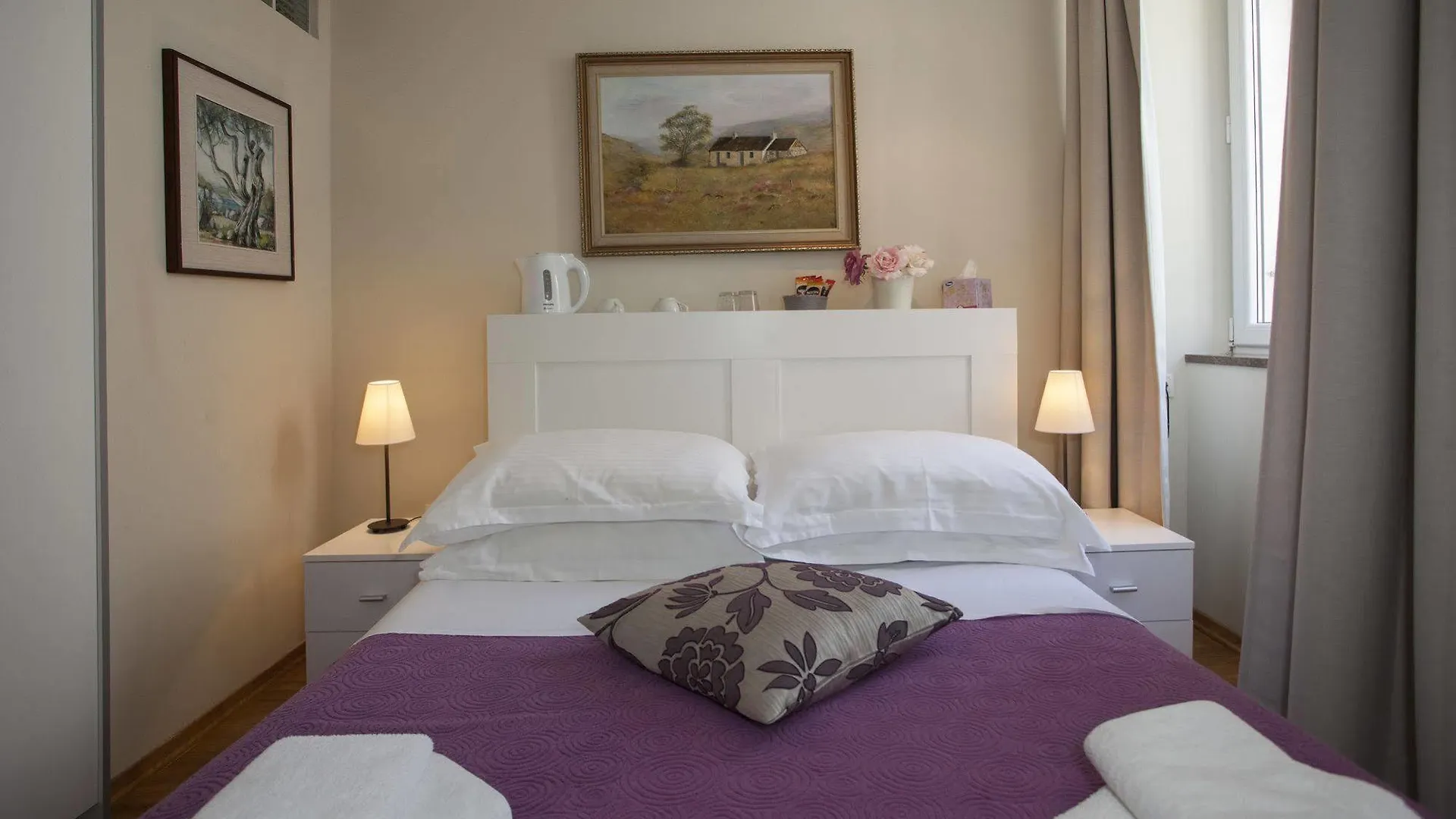 فندق Bouganvillea Split Apartments